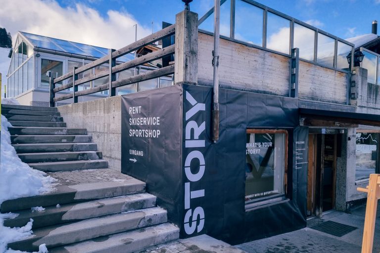 Skivermietung der Sportwerkstätte Story in Oberurmein
